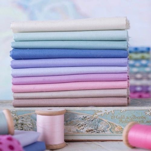 Bird Pond Solids FQ Bundle