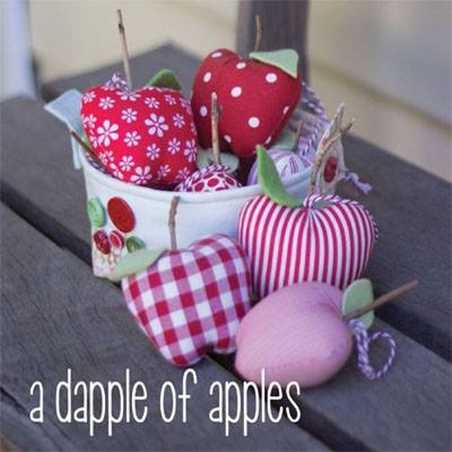 A Dapple of Apples Pattern