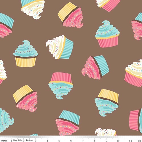 Novelty Cupcakes Brown
