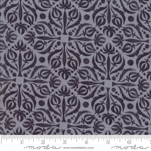 Sweet Pea and Lily Medallion Fog Grey