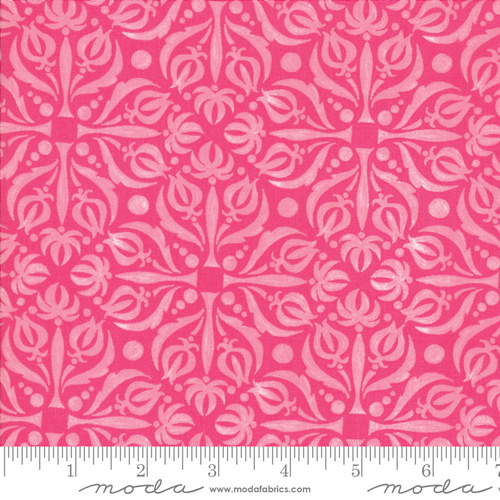 Sweet Pea and Lily Medallion Rose Pink