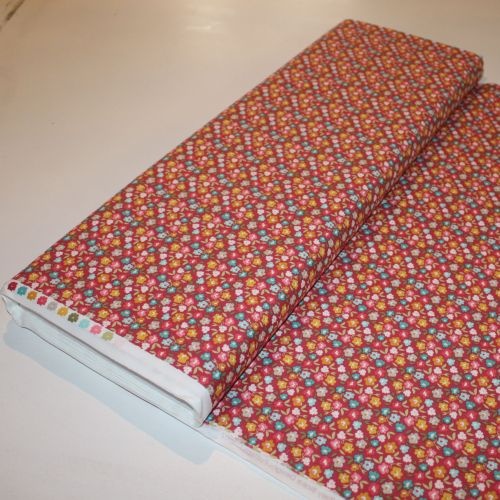 Unforgettable Daisy Floral 8m Bolt