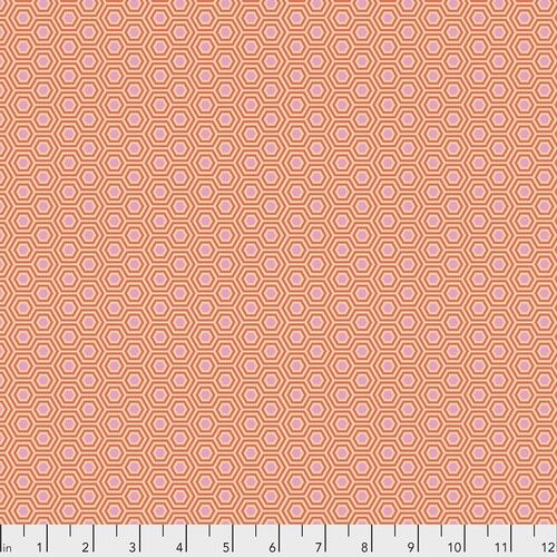 Tula Pink True Colours Hexy PWTP150 Peach Blossom