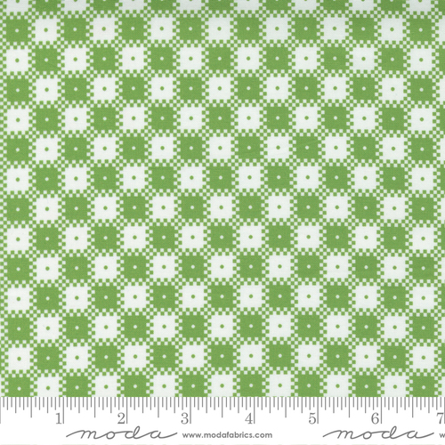 Moda Story Time Retro Vintage Big Check Green 21797 15