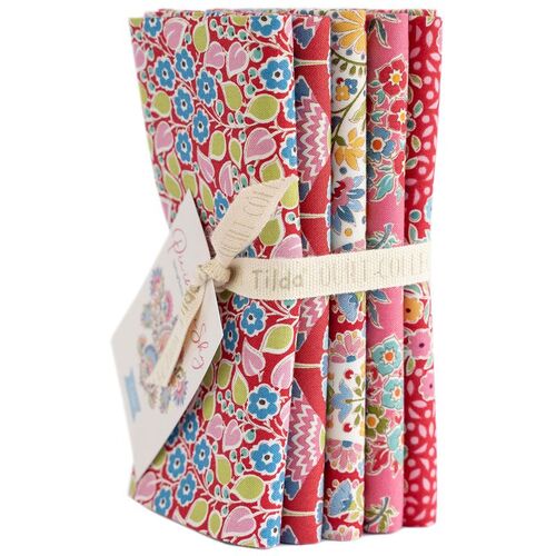 Tilda Pie In The Sky Fat Quarter Red Pink Bundle 300150