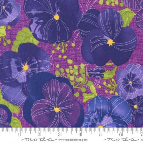 Moda Pansy's Posies Main Floral Purple 48720 14