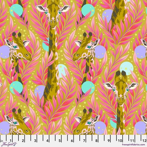 Tula Pink Everglow Giraffe Neck For Days Moonbeam PWTP203