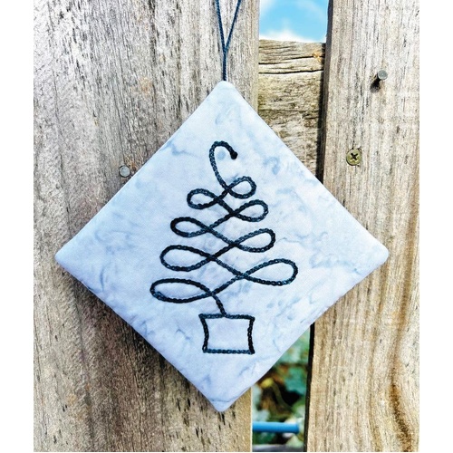 Leesa Chandler TIO - Try It Out - Christmas Tree Hanging/Mat