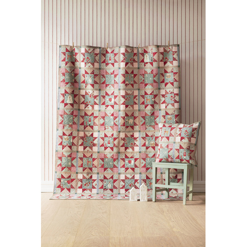 Tilda Merry Little Christmas Star Quilt Red/Duckegg Kit