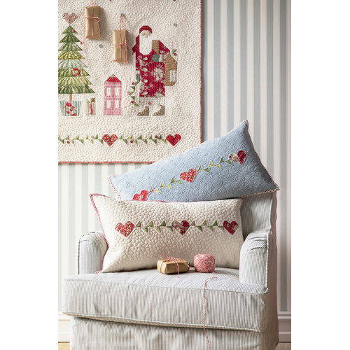Tilda Merry Little Christmas Heart Garland Pillow Putty