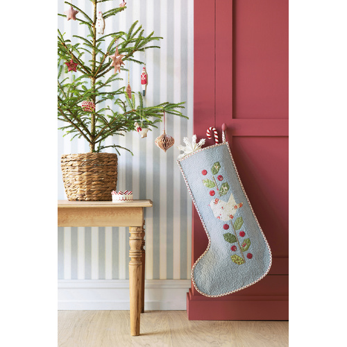 Tilda Merry Little Christmas Winter Bird Christmas Stocking Kit