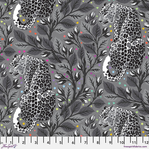 Tula Pink | Graywork – Birthmark Shadow PWTP258.SHADOW