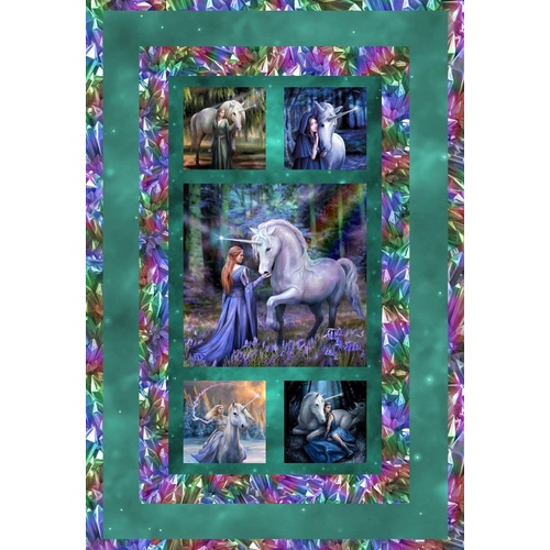 Clothworks | Unicorn Magic | Quilt Kit Green - Beginner
