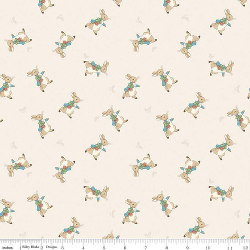 Fabric Remnant | The Tale of Peter Rabbit Beatrix Potter Toss 48cm